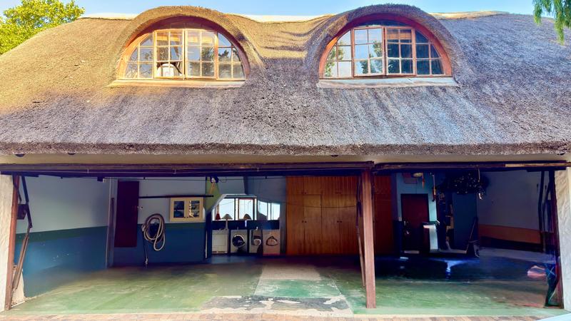 9 Bedroom Property for Sale in Hout Bay Western Cape